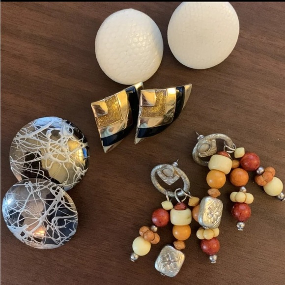 Pierced Earring Collection (R3) - Picture 3 of 4